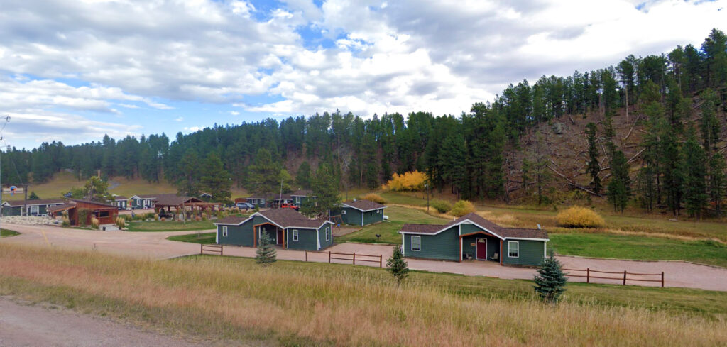 Black Elk Resort 2 Cottages