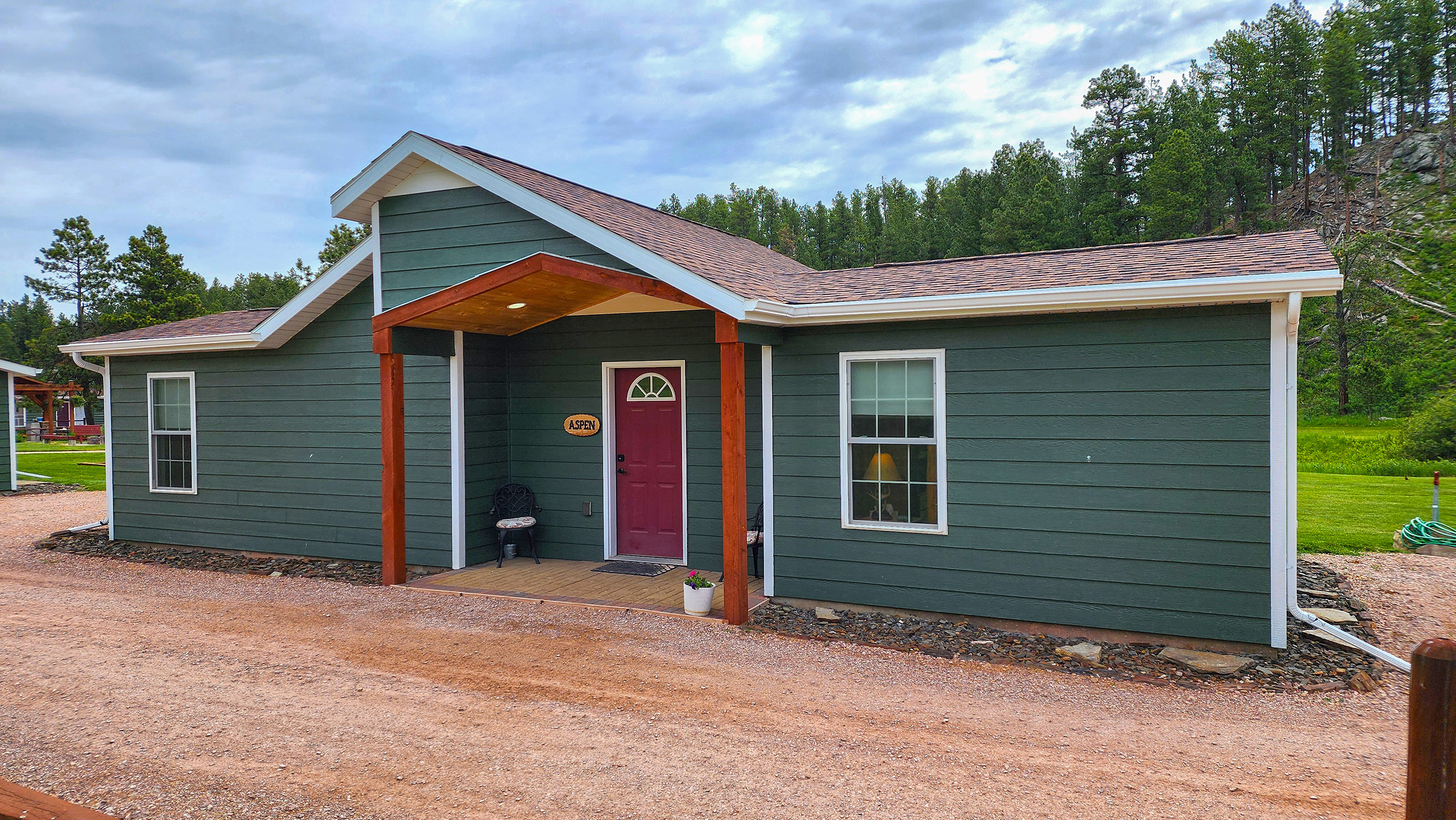 Aspen Cottage Exterior