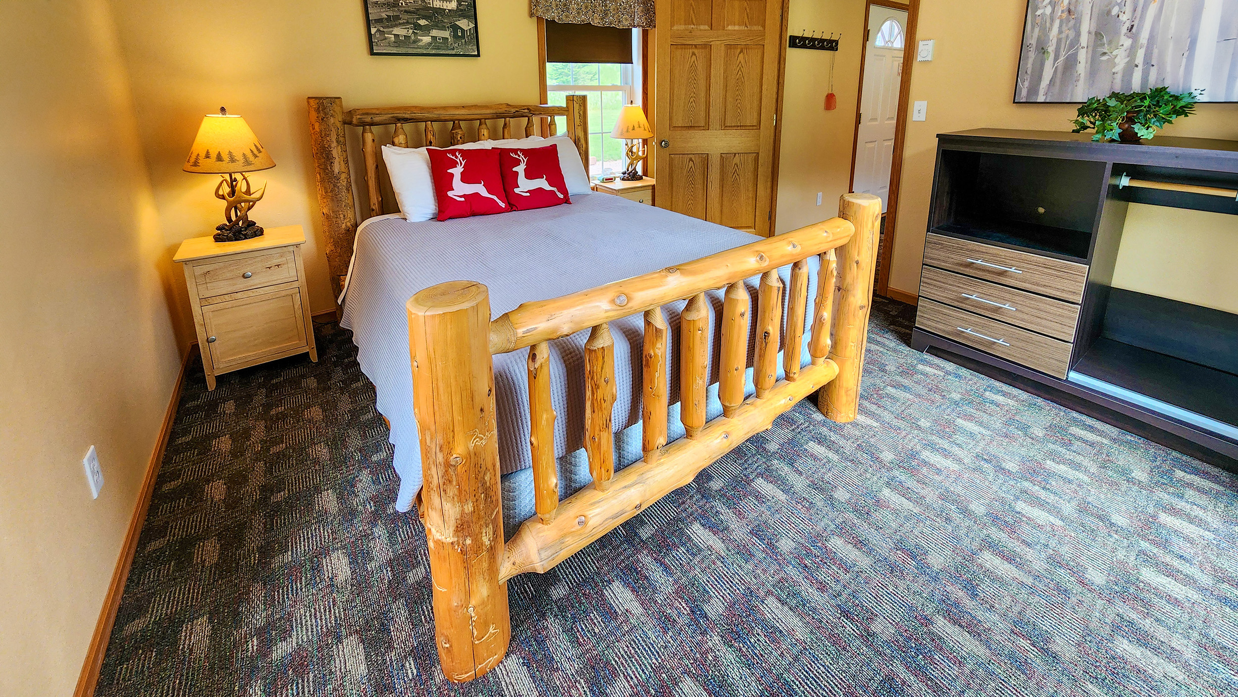 Aspen Cottage Bedroom #1