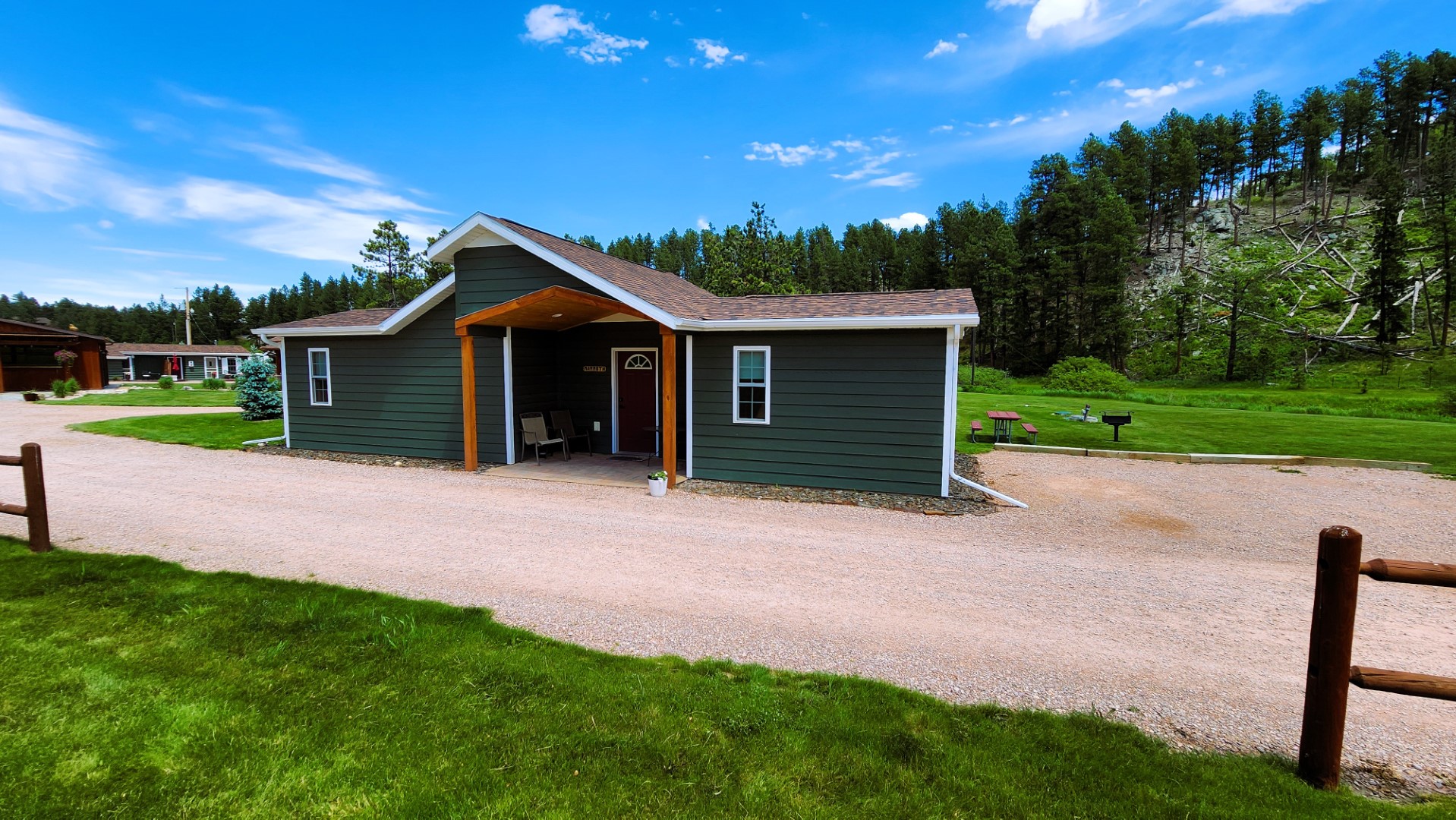 Mammoth Cottage Exterior